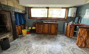 Excelente Chalet de 7 ambientes sobre lote de 695m2 en Sierra de los Padres