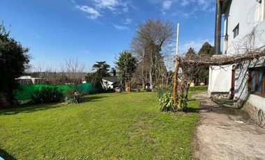 Excelente Chalet de 7 ambientes sobre lote de 695m2 en Sierra de los Padres