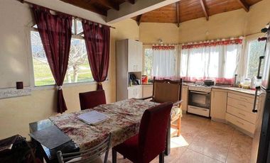 Excelente Chalet de 7 ambientes sobre lote de 695m2 en Sierra de los Padres