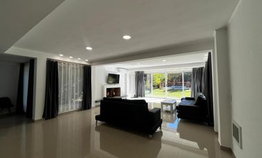 Casa en Venta en Costa Esmeralda Barrio Residencial I