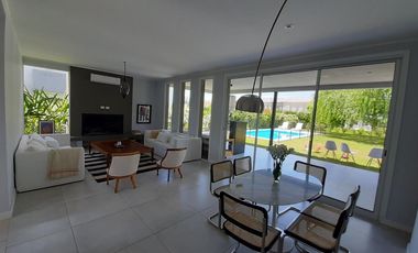 Casa en venta en  Las Liebres