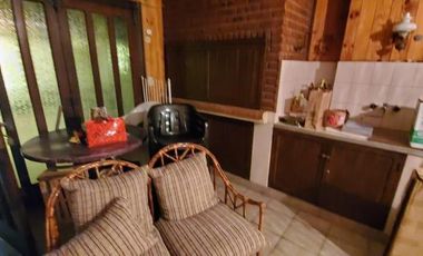 CHALET 4 AMBIENTES EN PERALTA RAMOS OESTE