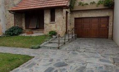 CHALET 4 AMBIENTES EN PERALTA RAMOS OESTE