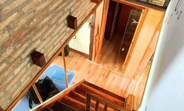 CASA EN VENTA EN EXCELENTE ESTADO CON PILETA APTA CREDITO