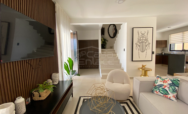 Casa en Fraccionamiento en Real Santa Fe, Xochitepec, Morelos CAEN-1252-Fr*