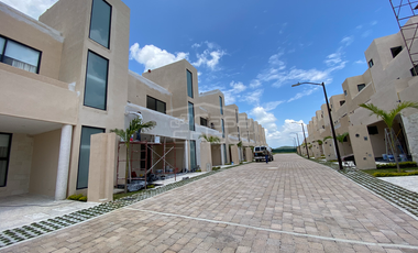 Casa en Fraccionamiento en Real Santa Fe, Xochitepec, Morelos CAEN-1250-Fr*