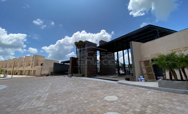 Casa en Fraccionamiento en Real Santa Fe, Xochitepec, Morelos CAEN-1250-Fr*