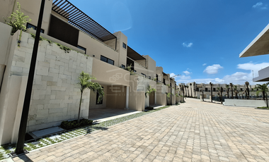 Casa en Fraccionamiento en Real Santa Fe, Xochitepec, Morelos CAEN-1253-Fr*