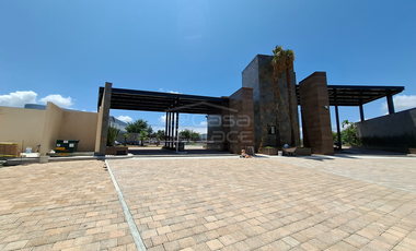 Casa en Fraccionamiento en Real Santa Fe, Xochitepec, Morelos CAEN-1253-Fr*