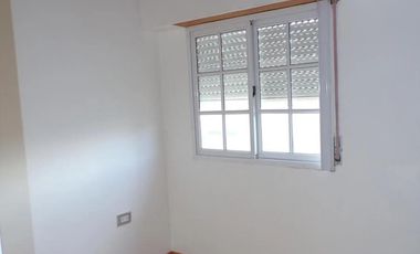 Casa en venta - 3 Dormitorios 2 Baños - 145Mts2 - Lisandro Olmos, La Plata