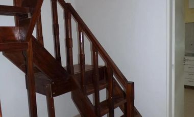 Casa en venta - 3 Dormitorios 2 Baños - 145Mts2 - Lisandro Olmos, La Plata