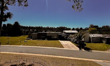 VENTA | CASA  5 AMBIENTES | BARRIO PRIVADO LAS PRUNAS