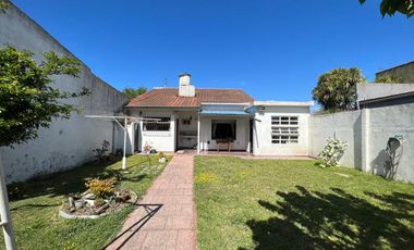 Casa - 4 ambientes sobre lote de 383m2