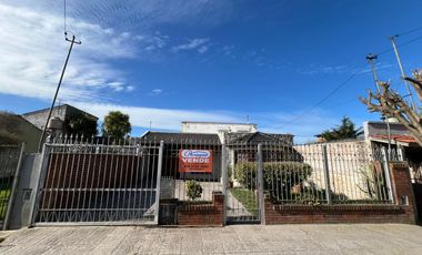 Casa - 4 ambientes sobre lote de 383m2