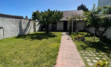 Casa - 4 ambientes sobre lote de 383m2