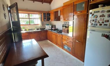 Casa - 4 ambientes sobre lote de 383m2