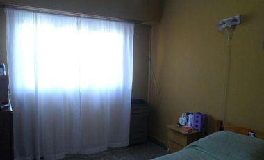 CASA 4 AMBIENTES EN PLANTA ALTA SOBRE RUTA 88