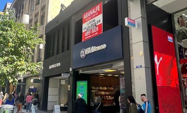 Local en alquiler en Microcentro, planta alta, sin expensas.
