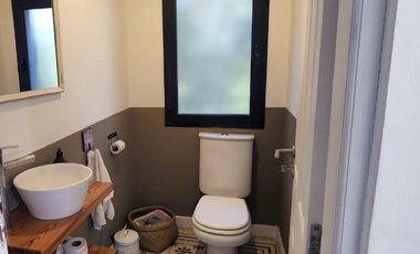 Casa de 4 ambientes con piscina - en barrio privado Arenas del SurTemporada 25-26.