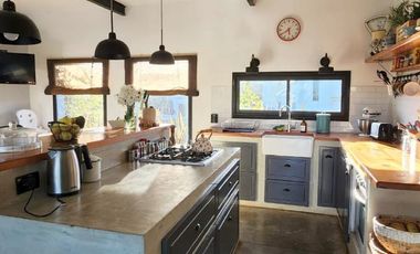 Casa de 4 ambientes con piscina - en barrio privado Arenas del SurTemporada 25-26.