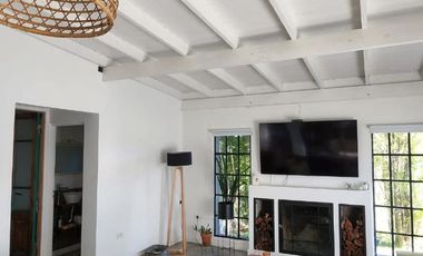 Casa de 4 ambientes con piscina - en barrio privado Arenas del SurTemporada 25-26.