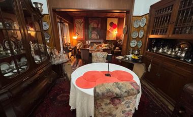 Casa 5 ambientes jardín. Florida.