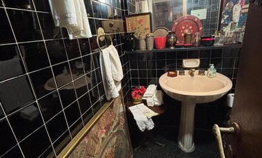 Casa 5 ambientes jardín. Florida.