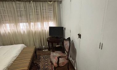 Casa 5 ambientes jardín. Florida.