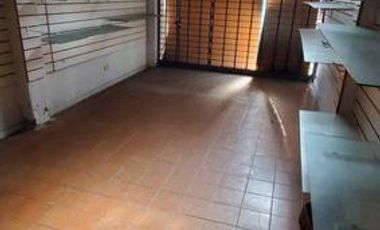 Deposito con vivienda en Alvarado y 14 de Julio