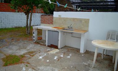 Casa en venta - 4 Dormitorios 2 Baños - San Bernardo del Tuyú