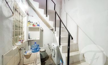 NUEVO VALOR APTO CRÉDITO CASA 4 AMBIENTES CASTELAR SUR SE ACEPTA DEPTO 2 AMBIENTES EN PARTE DE PAGO