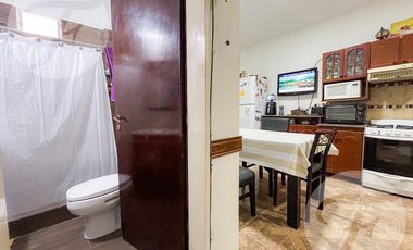 NUEVO VALOR APTO CRÉDITO CASA 4 AMBIENTES CASTELAR SUR SE ACEPTA DEPTO 2 AMBIENTES EN PARTE DE PAGO