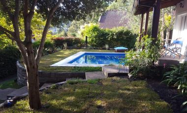 Casa en venta - 3 Dormitorios 2 Baños - 600Mts2 - Sierra de Los Padres