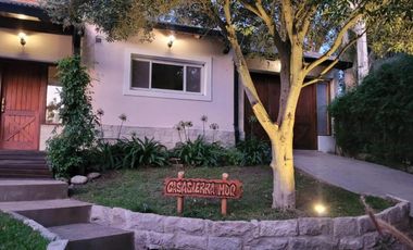 Casa en venta - 3 Dormitorios 2 Baños - 600Mts2 - Sierra de Los Padres