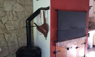 Casa en venta - 3 Dormitorios 2 Baños - 600Mts2 - Sierra de Los Padres