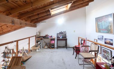 Departamento con Balcon Terraza en Los Naranjos