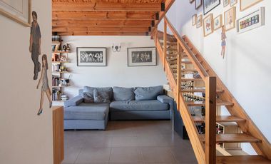 Departamento con Balcon Terraza en Los Naranjos