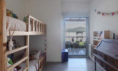 Departamento con Balcon Terraza en Los Naranjos