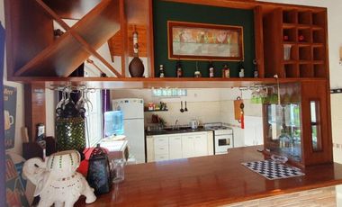 Casa en venta - 5 Dormitorios 2 Baños - Cocheras - 250Mts2 - Nueva Atlantis