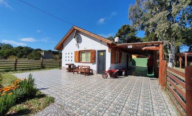 Casa en venta - 5 Dormitorios 2 Baños - Cocheras - 250Mts2 - Nueva Atlantis