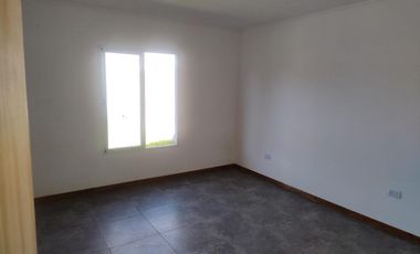 PH en venta - 2 Dormitorios 1 Baño - Carmen de Areco