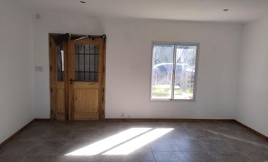 PH en venta - 2 Dormitorios 1 Baño - Carmen de Areco