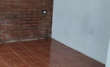 Casa en PH en venta - 2 Dormitorios 2 Baños - 60Mts2 - Castelar