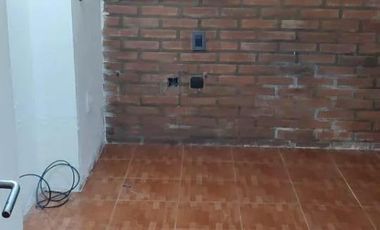 Casa en PH en venta - 2 Dormitorios 2 Baños - 60Mts2 - Castelar