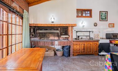 Venta de casa de 3-4 dormitorios en Ranelagh, Berazategui