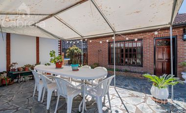 Venta de casa de 3-4 dormitorios en Ranelagh, Berazategui