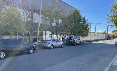 Venta - Local Comercial, Oficinas y Espacio de Producción -