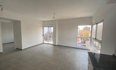 Departamento Dos Ambientes amplio y luminoso - Caseros Centro