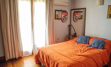 Casa de 6 ambientes en alquiler temporario en Beccar