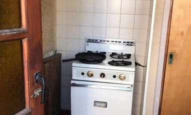 CHALET 5 AMBIENTES CON LOCAL  EN BARRIO POMPEYA